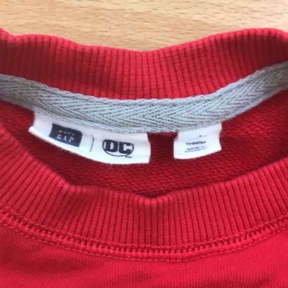 BabyGAP DC Marvel Red Muscle Sweatshirt Size 3 Years - Picture 3 of 8